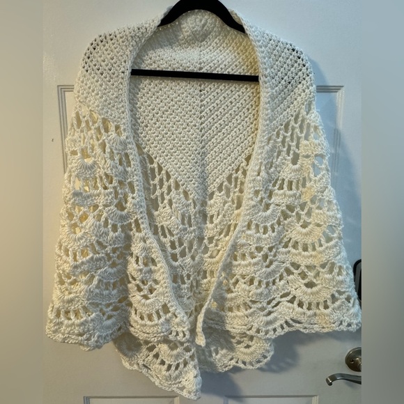 Vintage Sweaters - 70s Handmade Cream Crocheted Shawl Poncho Pashmina Coverup Boho Grannycore Indie